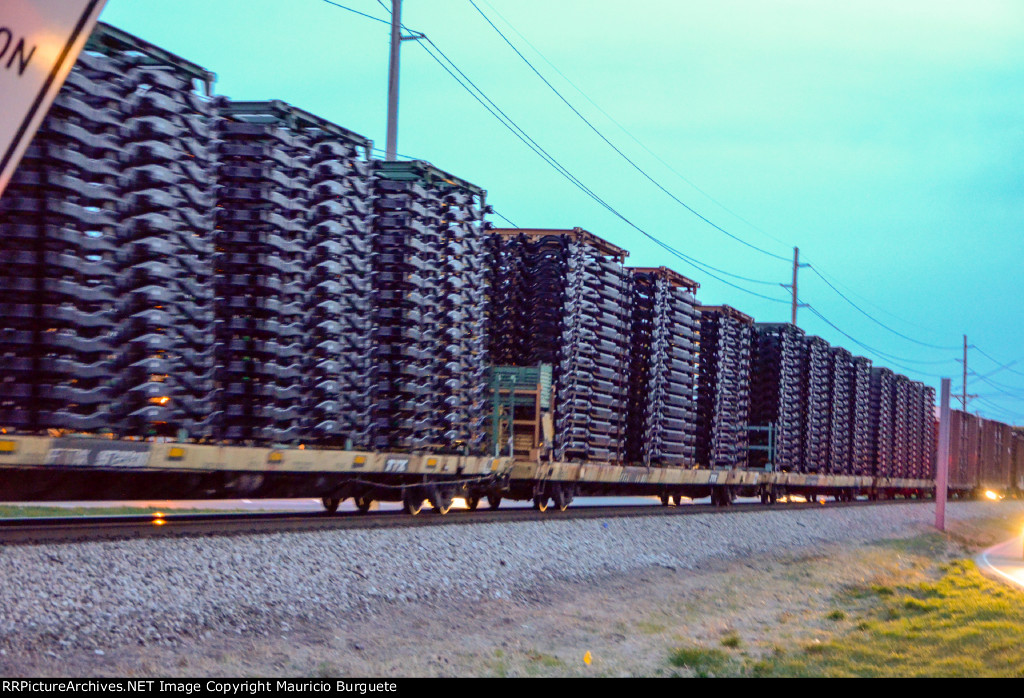 FTTX Flat Car with Truck Frames